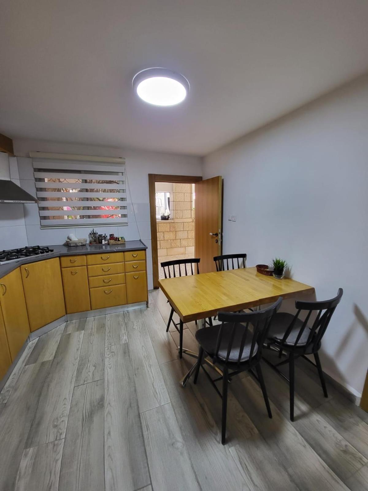 Maria'S Guesthouse - Uphill View Of Nazareth F Bagian luar foto