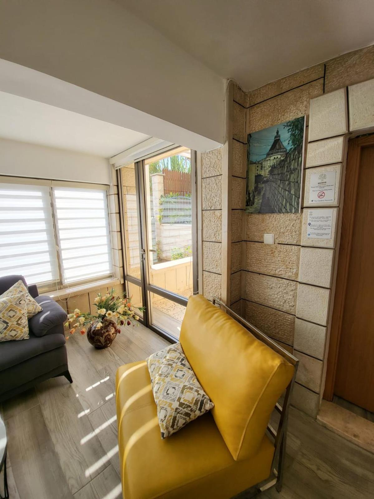 Maria'S Guesthouse - Uphill View Of Nazareth F Bagian luar foto